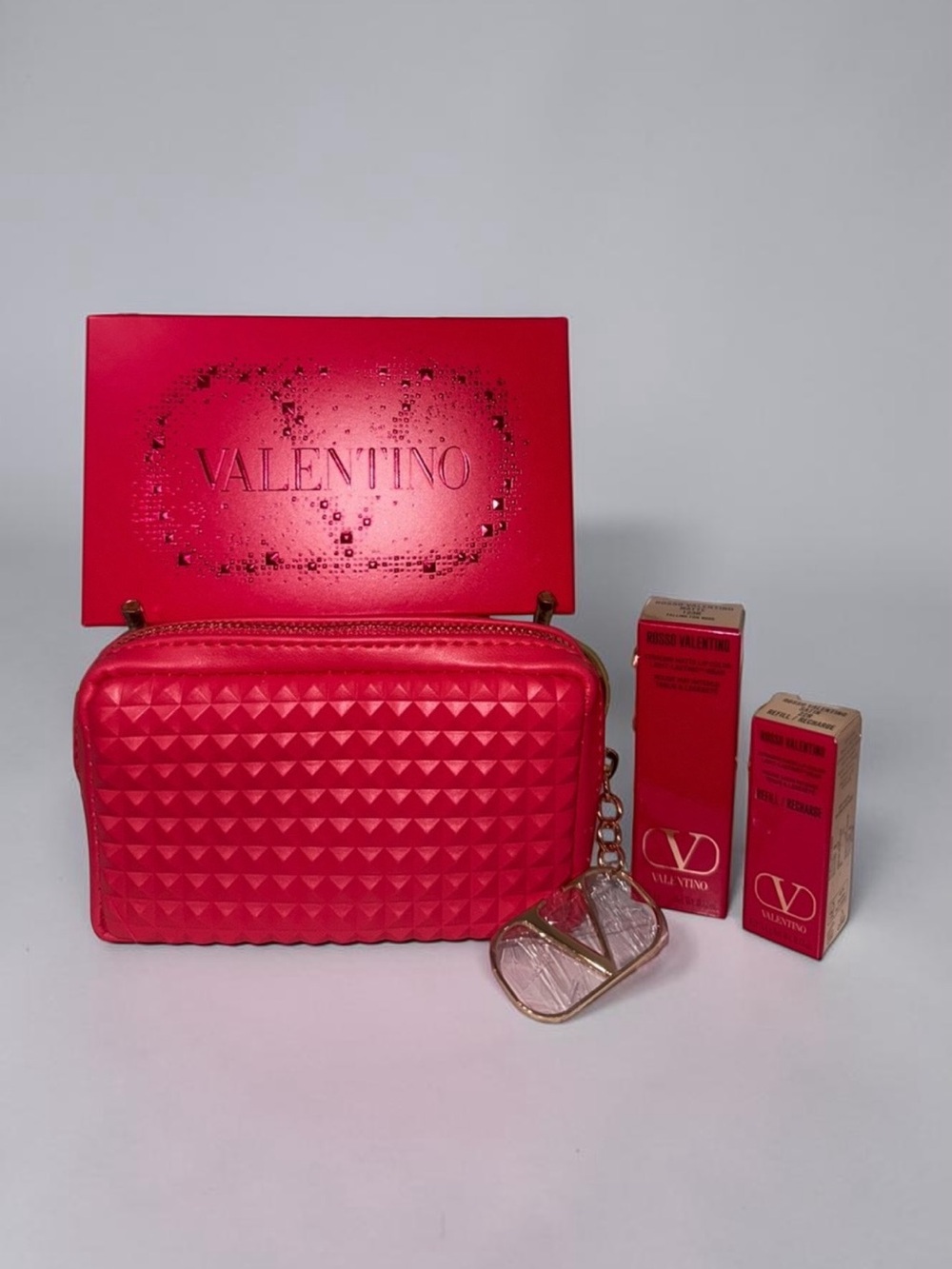Rosso • Valentino Limited Edition
Holiday  Pouch & Lipstick Set of 2 Brand New